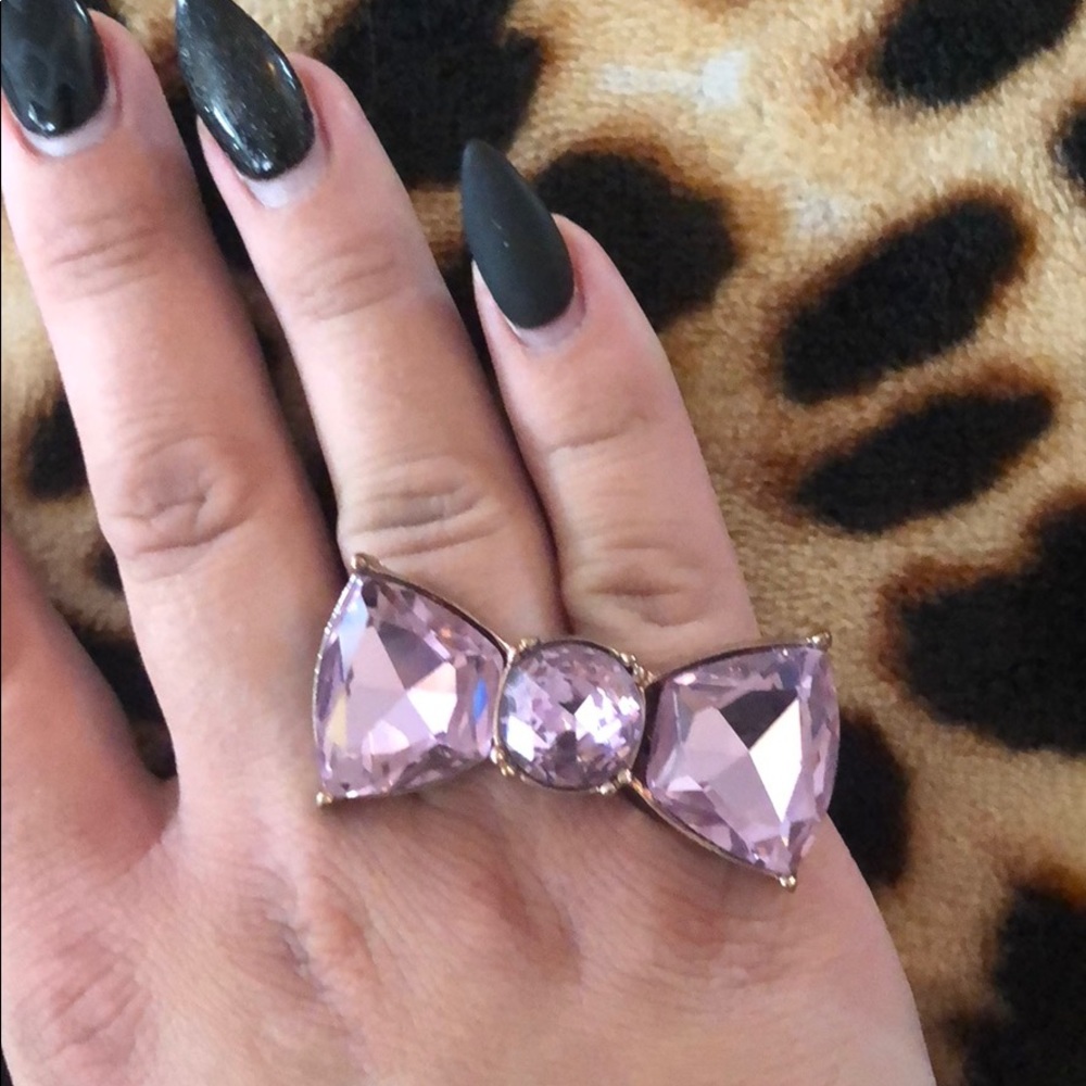 Betsey Johnson two finger ring